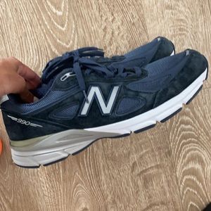 Mens new  balance great condition
